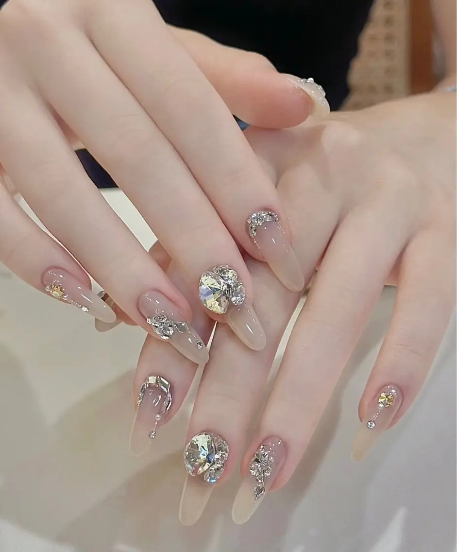 ネイル ハンドネイル ハンドケア 🍑 momo_nailのネイルデザイン