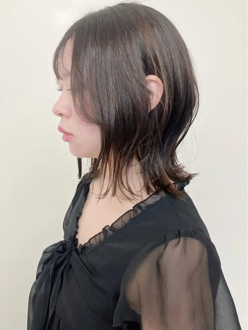 ミディアム 顔まわりレイヤー 姫カット レイヤーカット カット fumika推しカラ ー/レイヤーカットのヘアスタイル