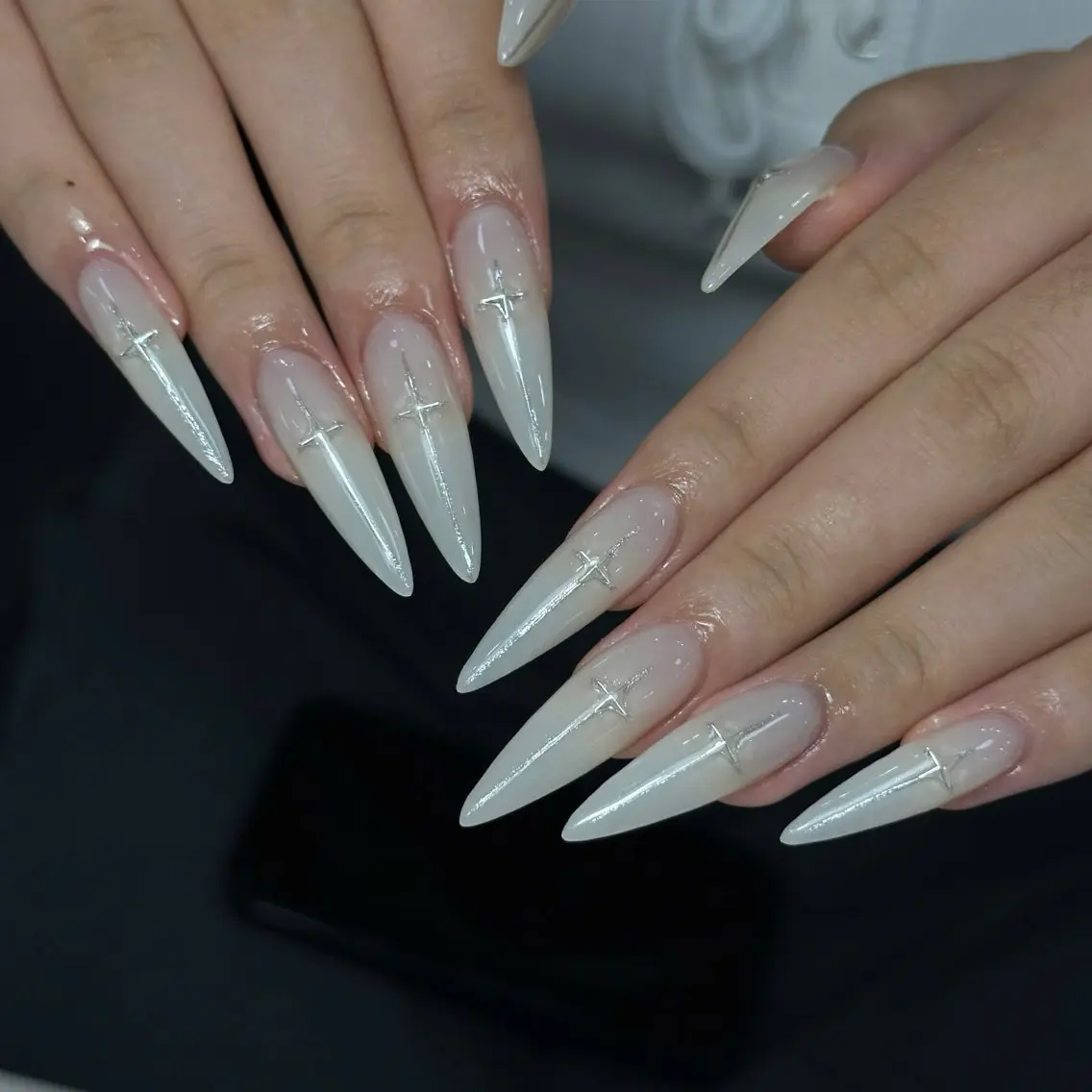 ネイル 長さ出し ジェルネイル 持ち込み オフィスネイル ワンカラーネイル ハンドネイル KITTY nailsのネイルデザイン