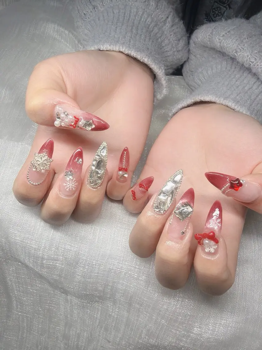 ネイル ハンドネイル Lee Nailsのネイルデザイン
