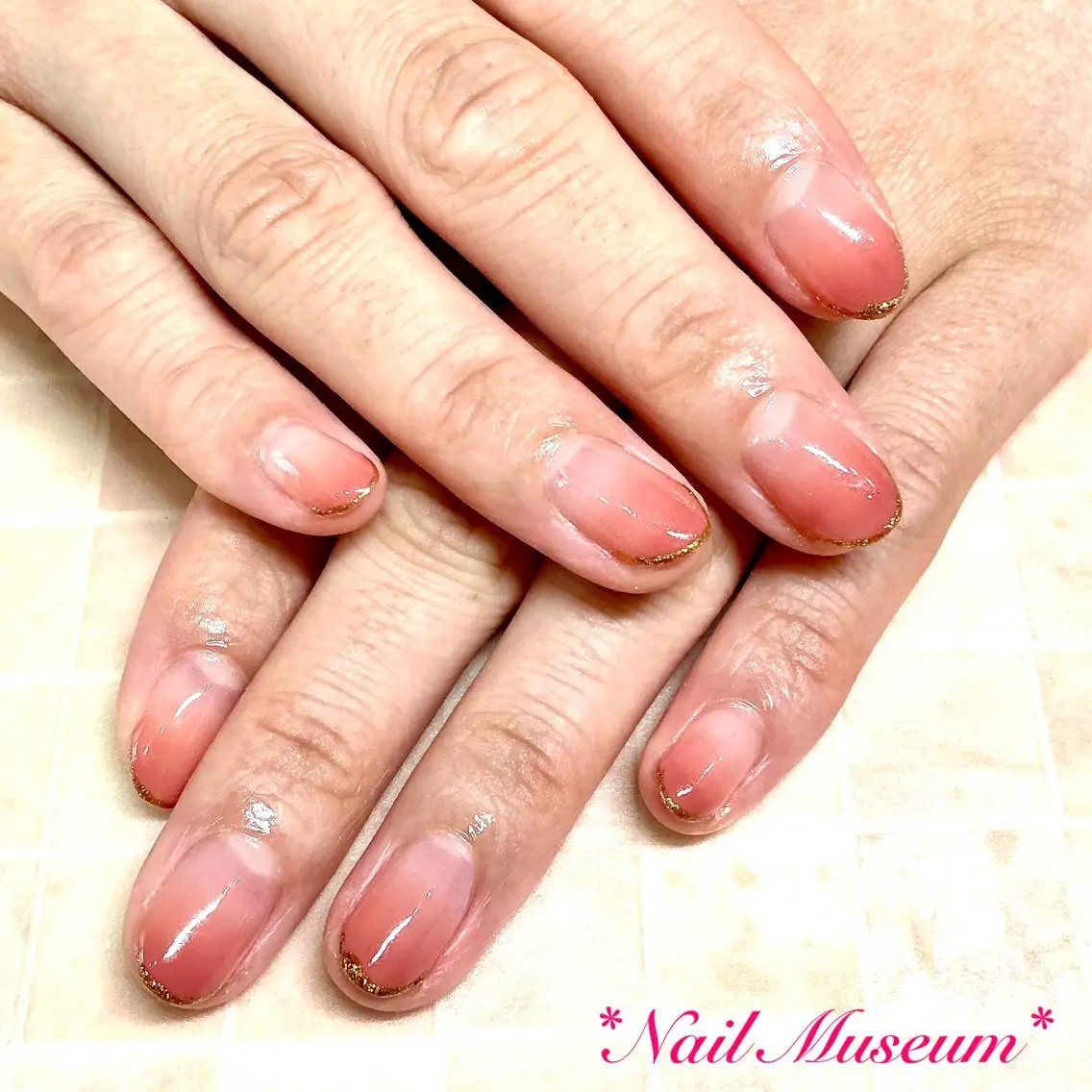 ネイル ブルー ブラウン ジェルネイル グラデーション ラメ(グリッター) ハンドネイル nailmuseum KAMATARIのネイルデザイン