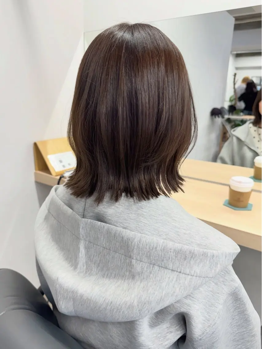 ミディアム ボブレイヤー ミディアムレイヤー ボブ 髪質改善 レイヤーカット カット ヘアカラー トリートメント や ぎ /似合わせ カラー/神戸美容室のヘアスタイル