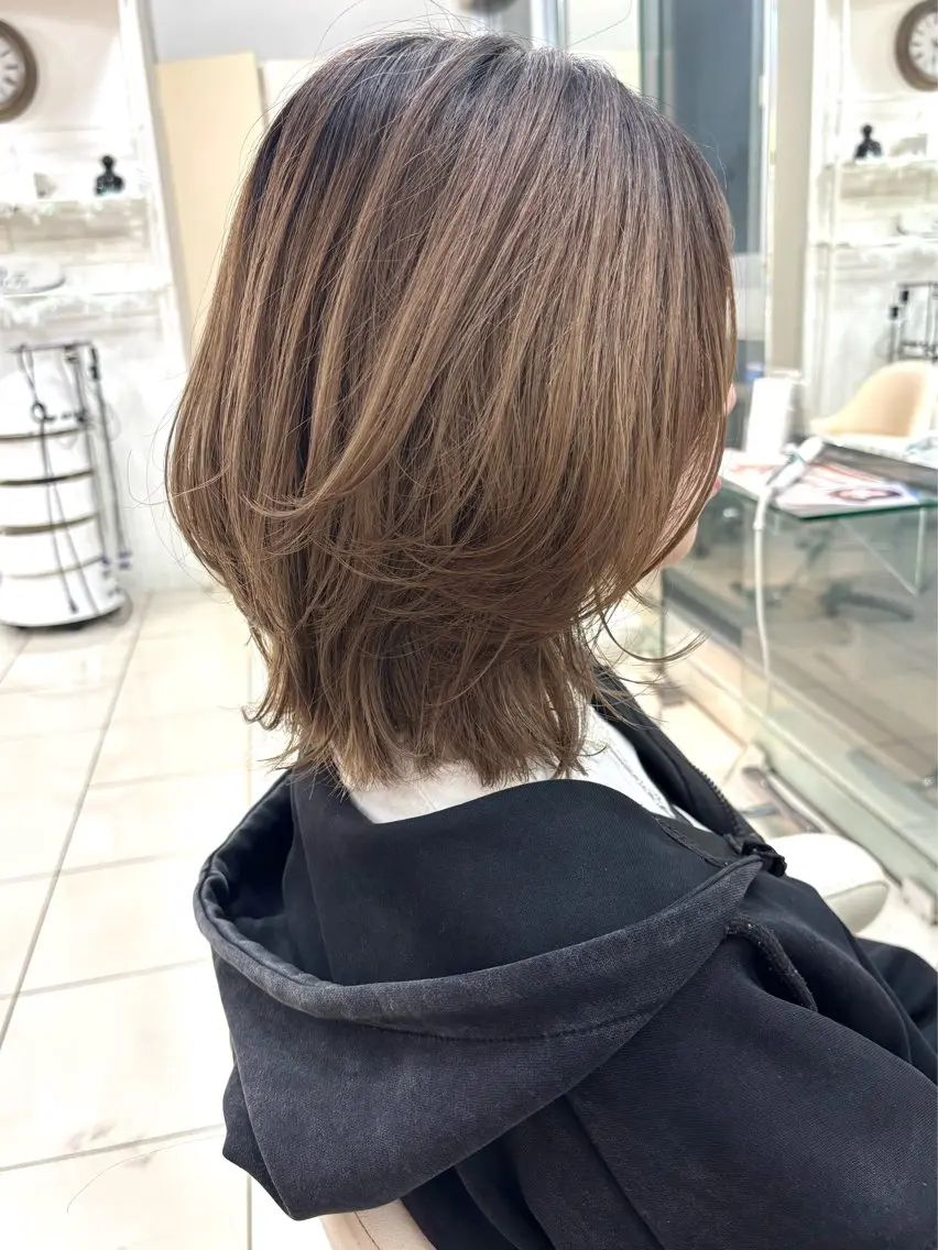 ミディアム 韓国風ヘア レイヤーカット カット ブリーチ透明感カラー /レイヤー👗しずかのヘアスタイル