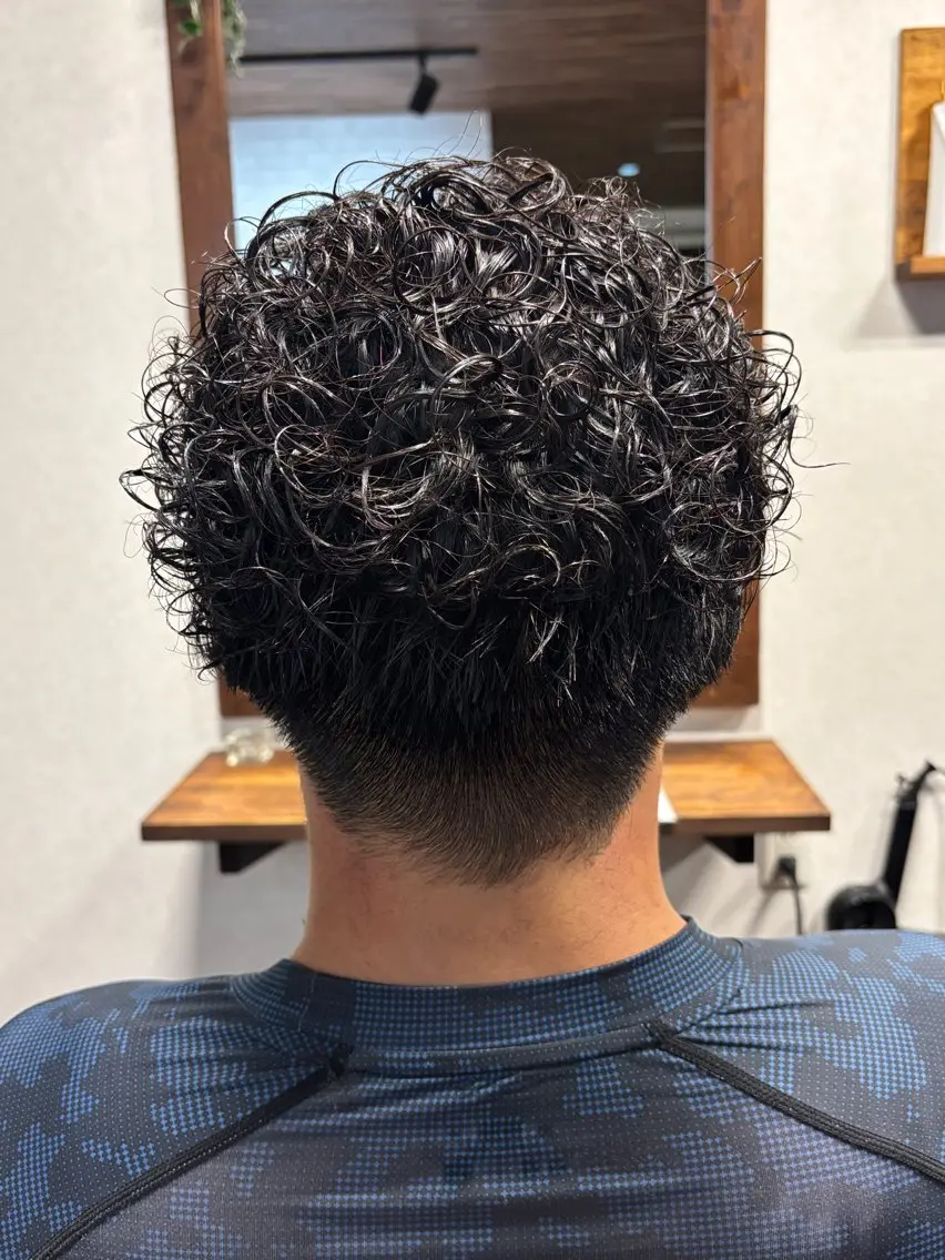 ショート パーマ リレイス 伊藤愛斗のヘアスタイル