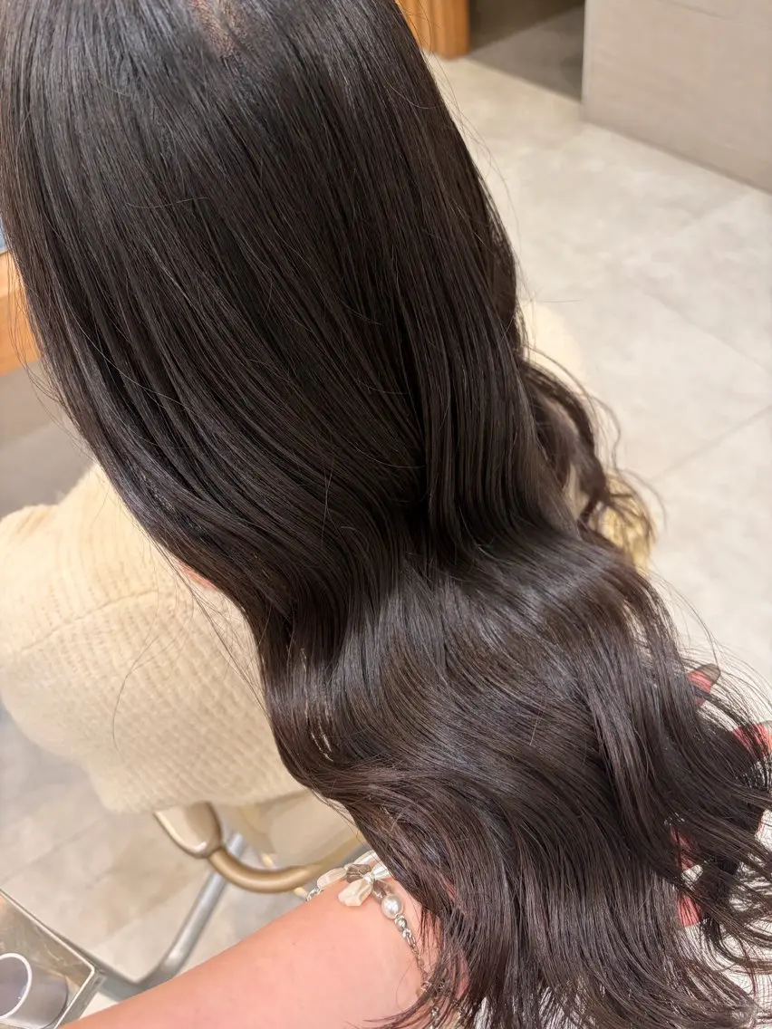 ロング 髪質改善 トリートメント カット ヘアカラー トリートメント ヘッドスパ 【透明感カラー🩶】 津田和希のヘアスタイル
