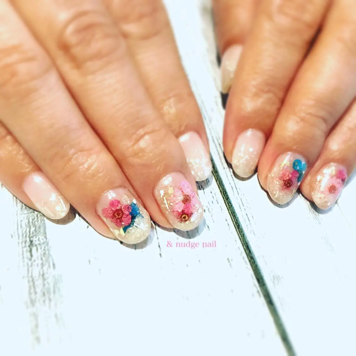 ネイル フラワーネイル &nudgenail 本多のネイルデザイン