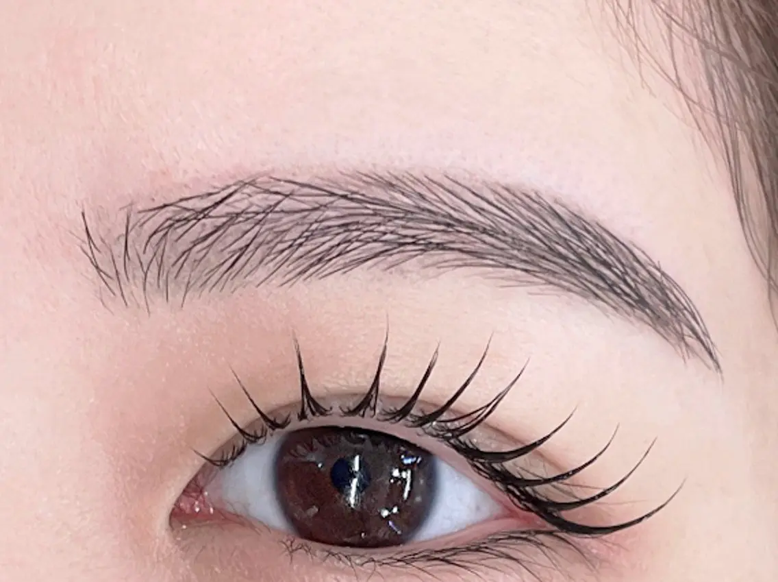 マツエク・マツパ マツパ eye design mina鍋島店/石井の眉毛・アイブロウイメージ
