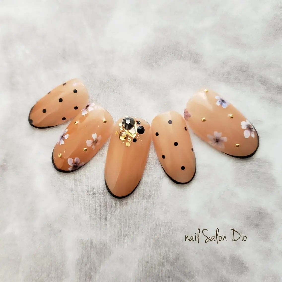 ネイル ハンドネイル Nail salon Dioのネイルデザイン