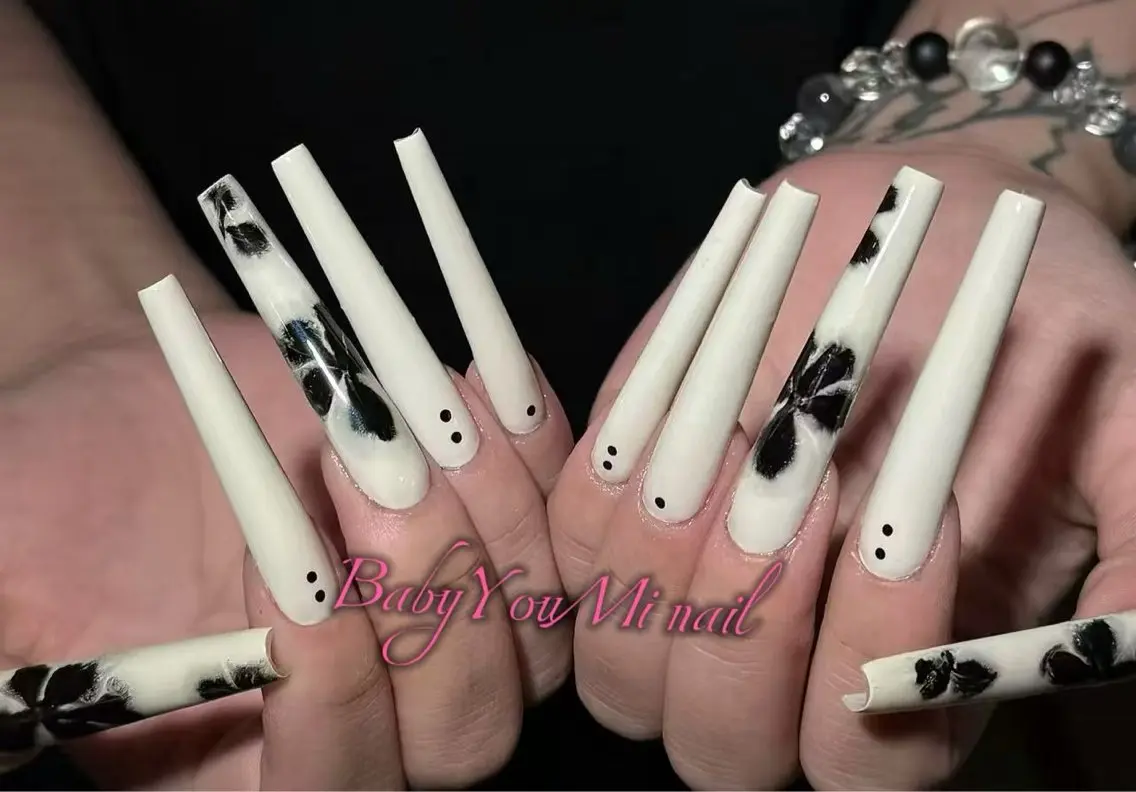 ネイル オーロラネイル 成人式 フットネイル フレンチネイル ジェルネイル ハンドネイル BabyYouMi nailのネイルデザイン