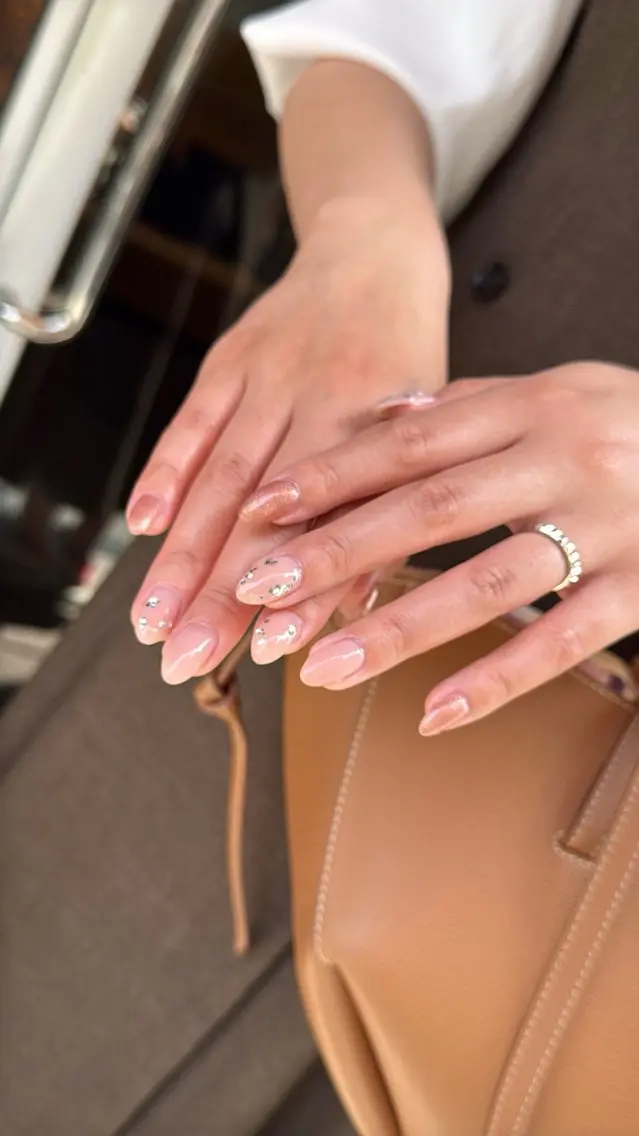 ネイル フラッシュネイル フラッシュマグ フットネイル フレンチネイル 韓国ネイル ハンドネイル SAKU nail 作島茜のネイルデザイン