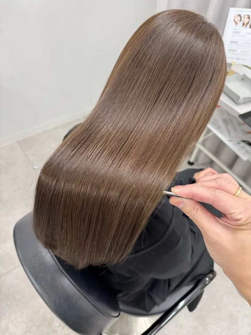 セミロング カラー ベージュカラー ブラウンカラー ブラウンベージュ 透明感カラー 髪質改善 カット ヘアカラー トリートメント ヘッドスパ 縮毛矯正×髪質改善 店長　DAITOのヘアスタイル