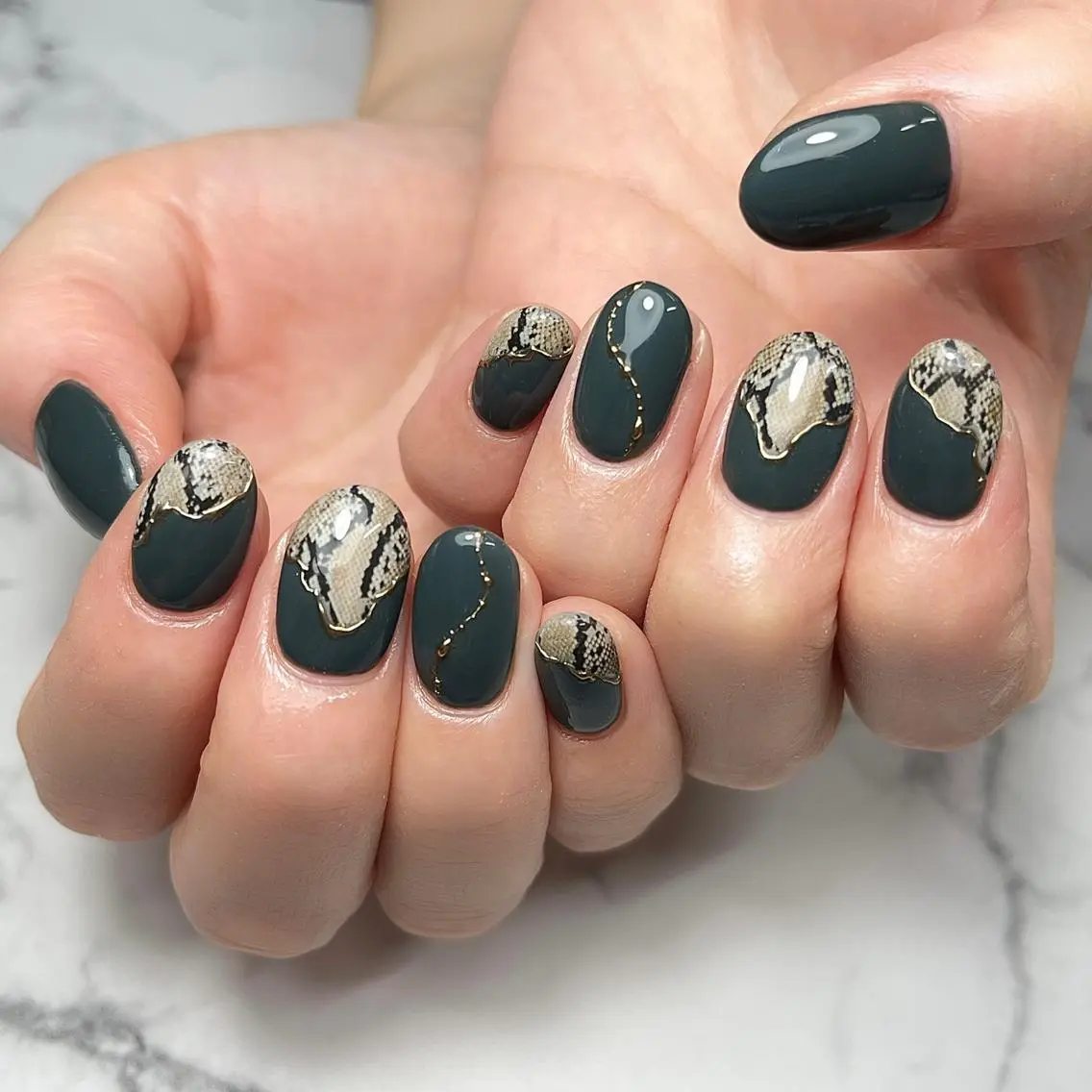 ネイル アートネイル ジェルネイル グリーン 氷ネイル・うるうるネイル 韓国ネイル ハンドネイル NAIL NOWのネイルデザイン
