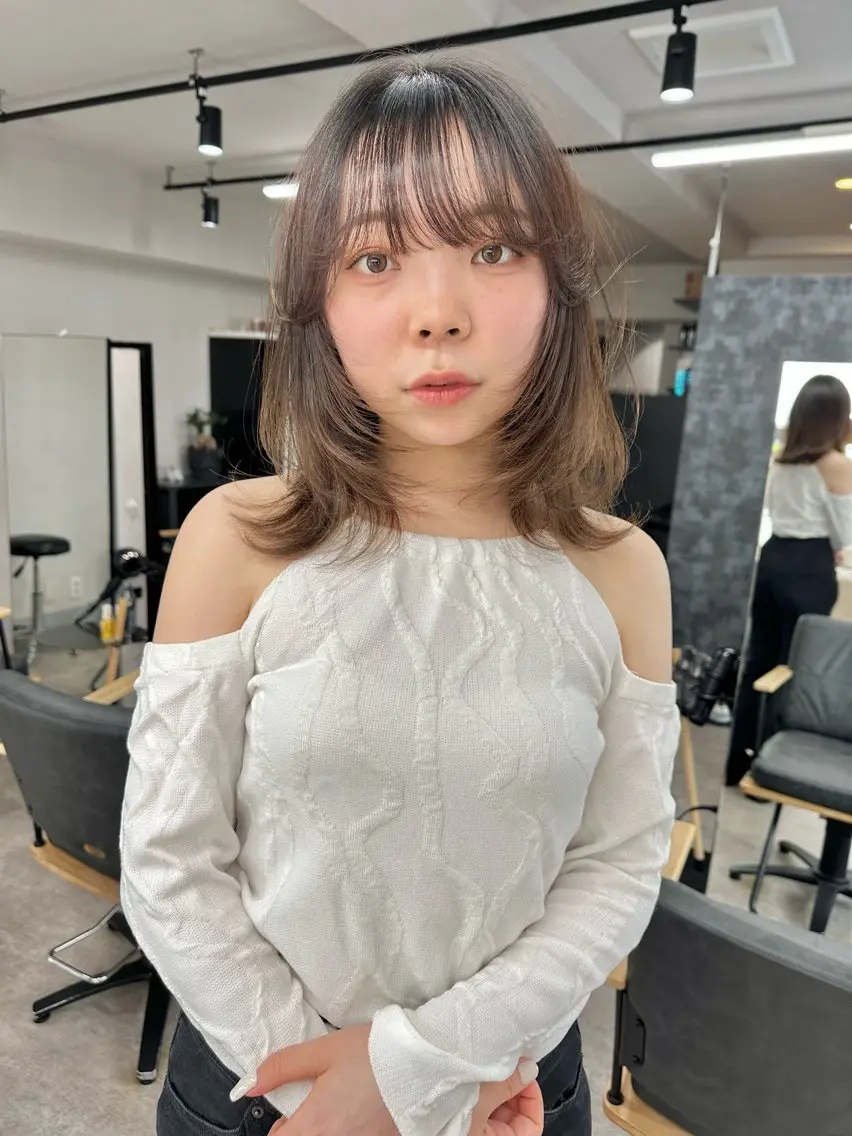 ミディアム カラー ブラウンカラー ナチュラルブラウン レイヤーカット ウルフカット ウルフレイヤー カット ヘアカラー トリートメント レイヤーカット🪄 耳ツボ🎀Ayumiのヘアスタイル