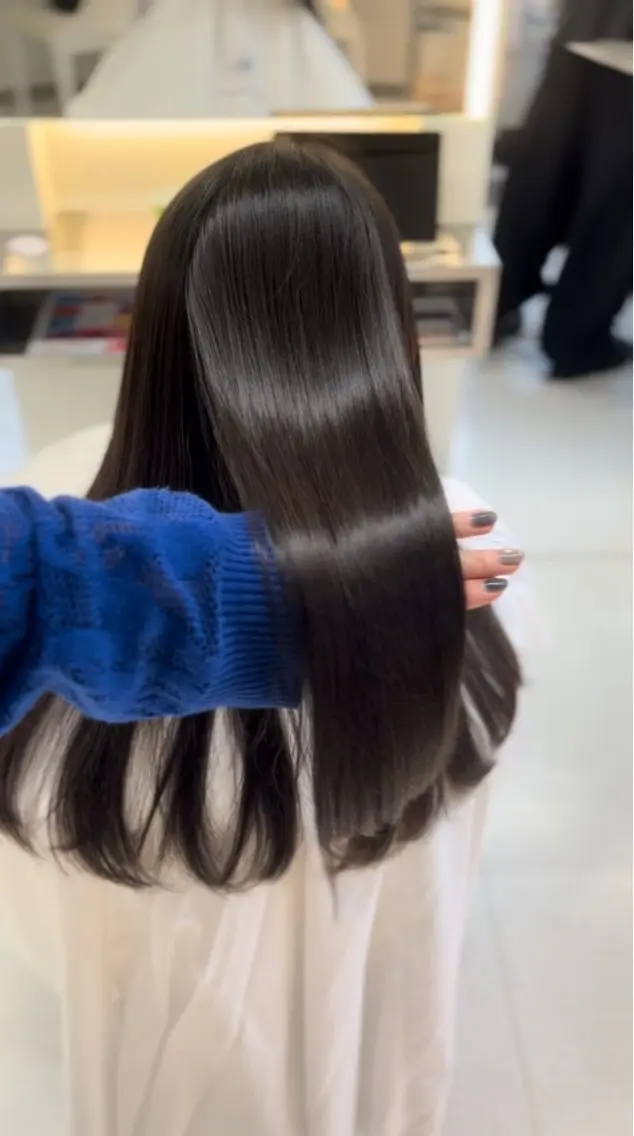 ロング asterisk ななかのヘアスタイル