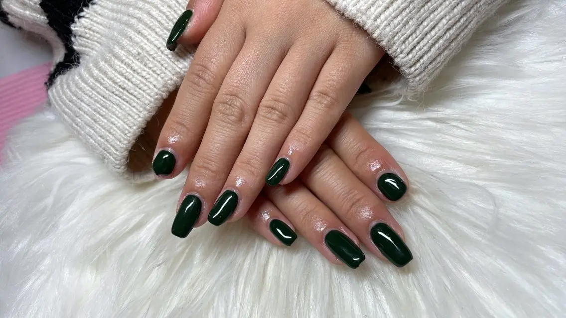 ネイル Amoureuse Satomiのネイルデザイン