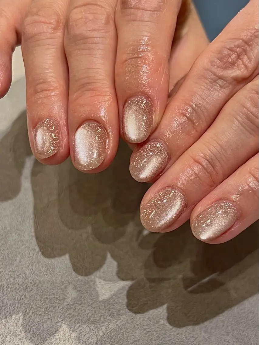 マグネットネイル✨💅パラジェル無料(新規、30日以内の再来オフ無料)の写真