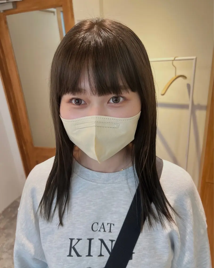 カラー ベージュカラー ブリーチ オリーブベージュ aiko【艶カラー ・ミニモ年内で終了】のヘアスタイル