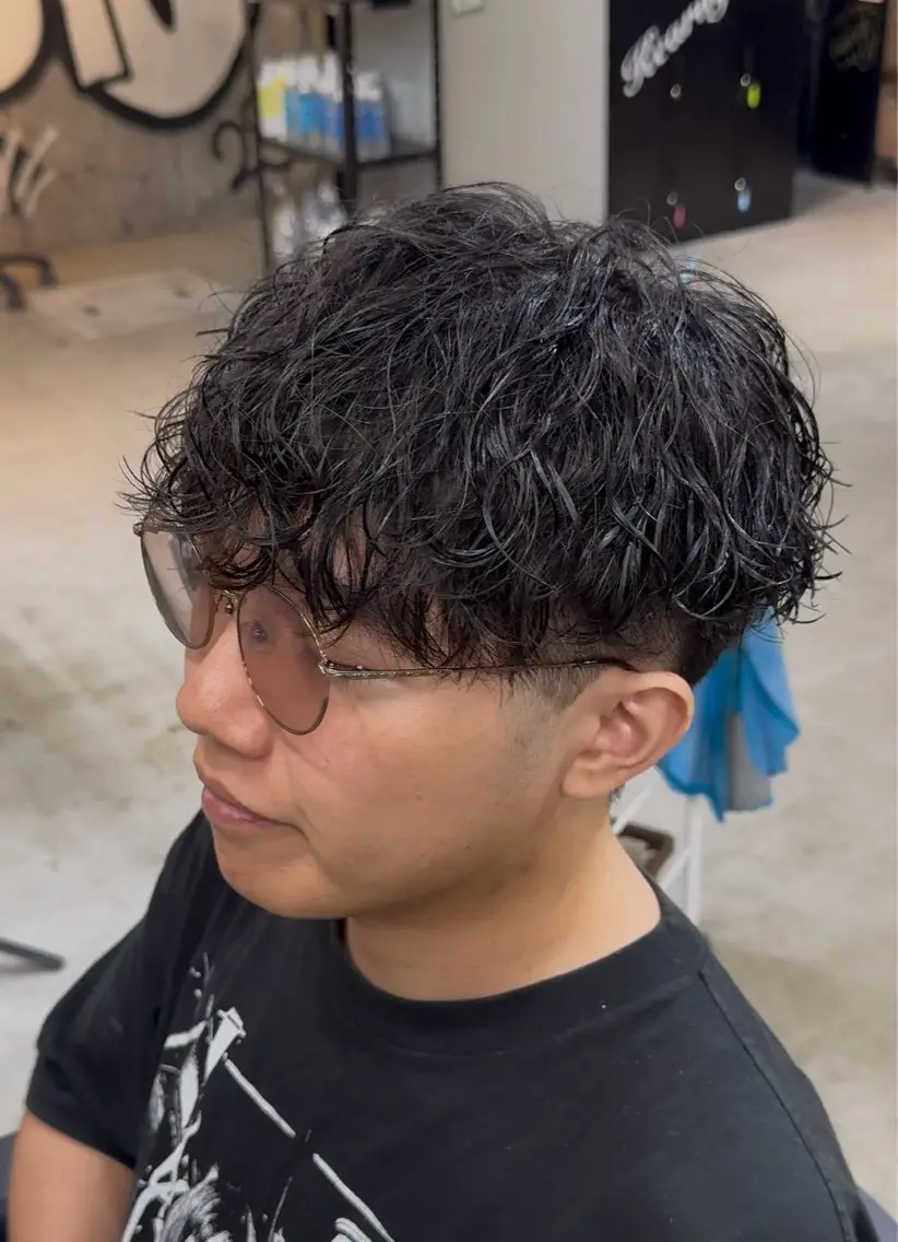パーマ メンズ カット パーマ Kearny 上野 まいかのヘアスタイル