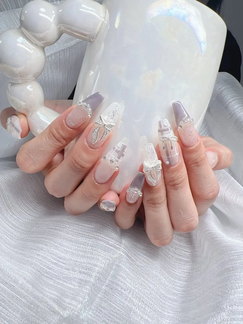 ネイル 長さ出し ハロウィン マグネットネイル ミラーネイル ネイルチップ Lee Nails チップ長さだし専門店のネイルデザイン