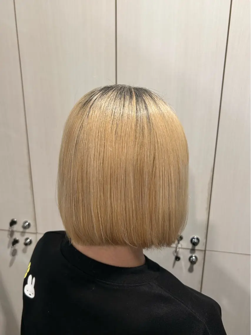 ショート カット やなぎさわ はるなのヘアスタイル