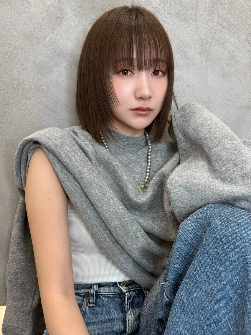 ミディアム ボブレイヤー ボブ 髪質改善 レイヤーカット 縮毛矯正 ヘアカラー トリートメント くどうももか 浦和　ショート　ボブのヘアスタイル