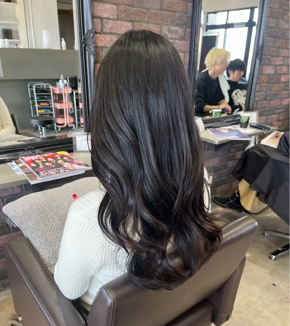 ロング カット ヘアカラー トリートメント 髪質改善×ブリーチ 無しWカラー🫧天神のヘアスタイル