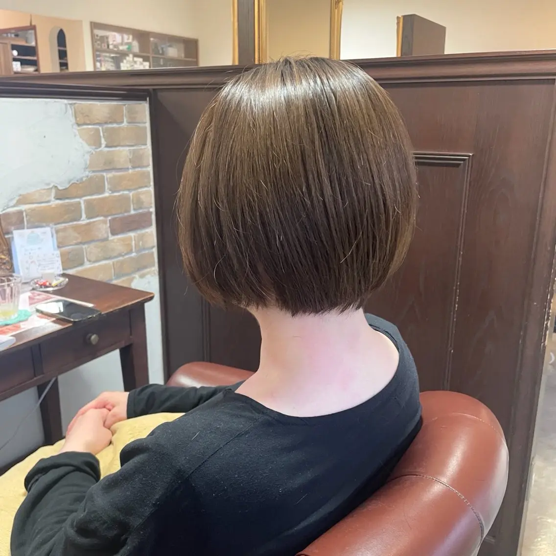 ショート 安中 莉椰のヘアスタイル