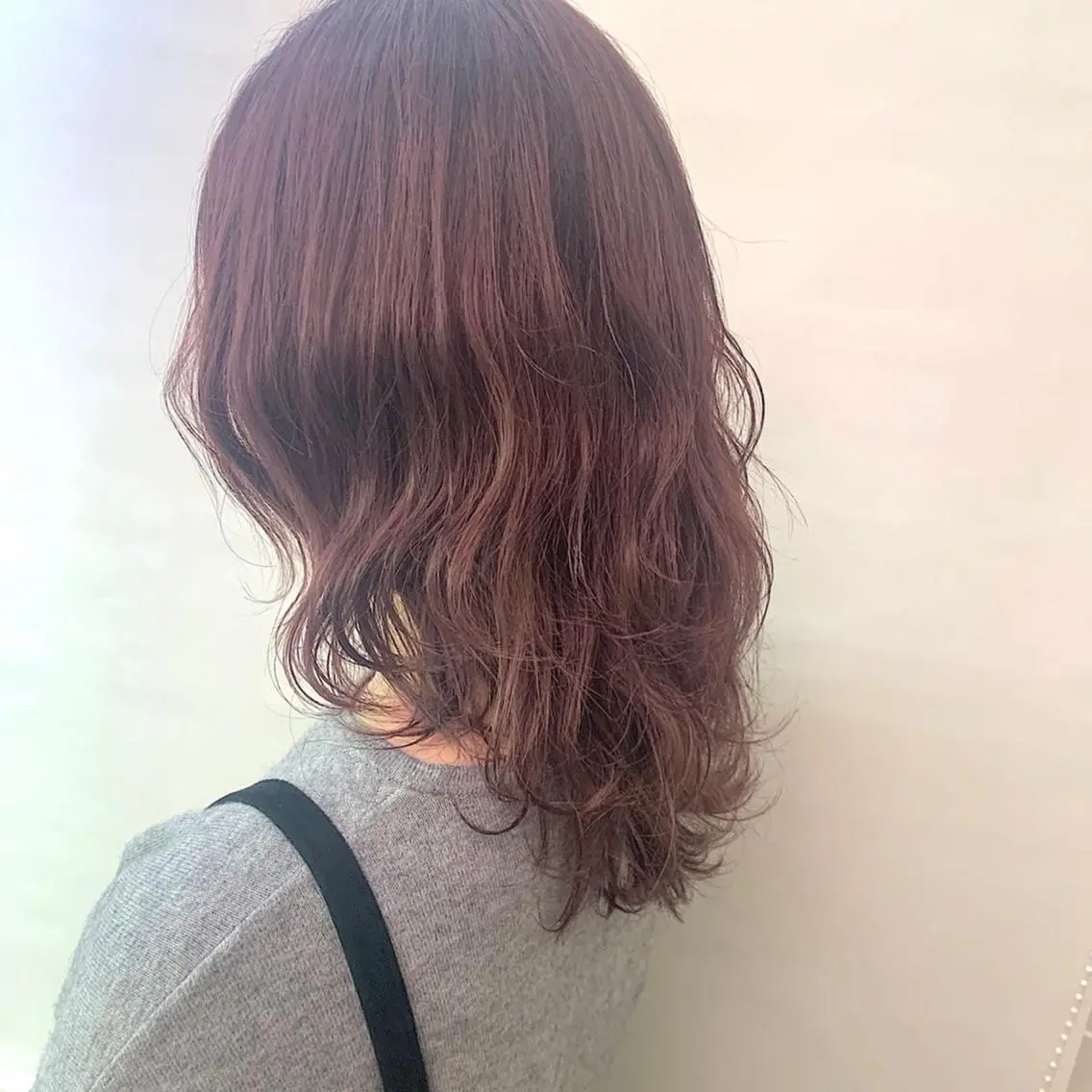 セミロング カラー ヘアカラー 佐藤 梨里花 ❤︎のヘアスタイル
