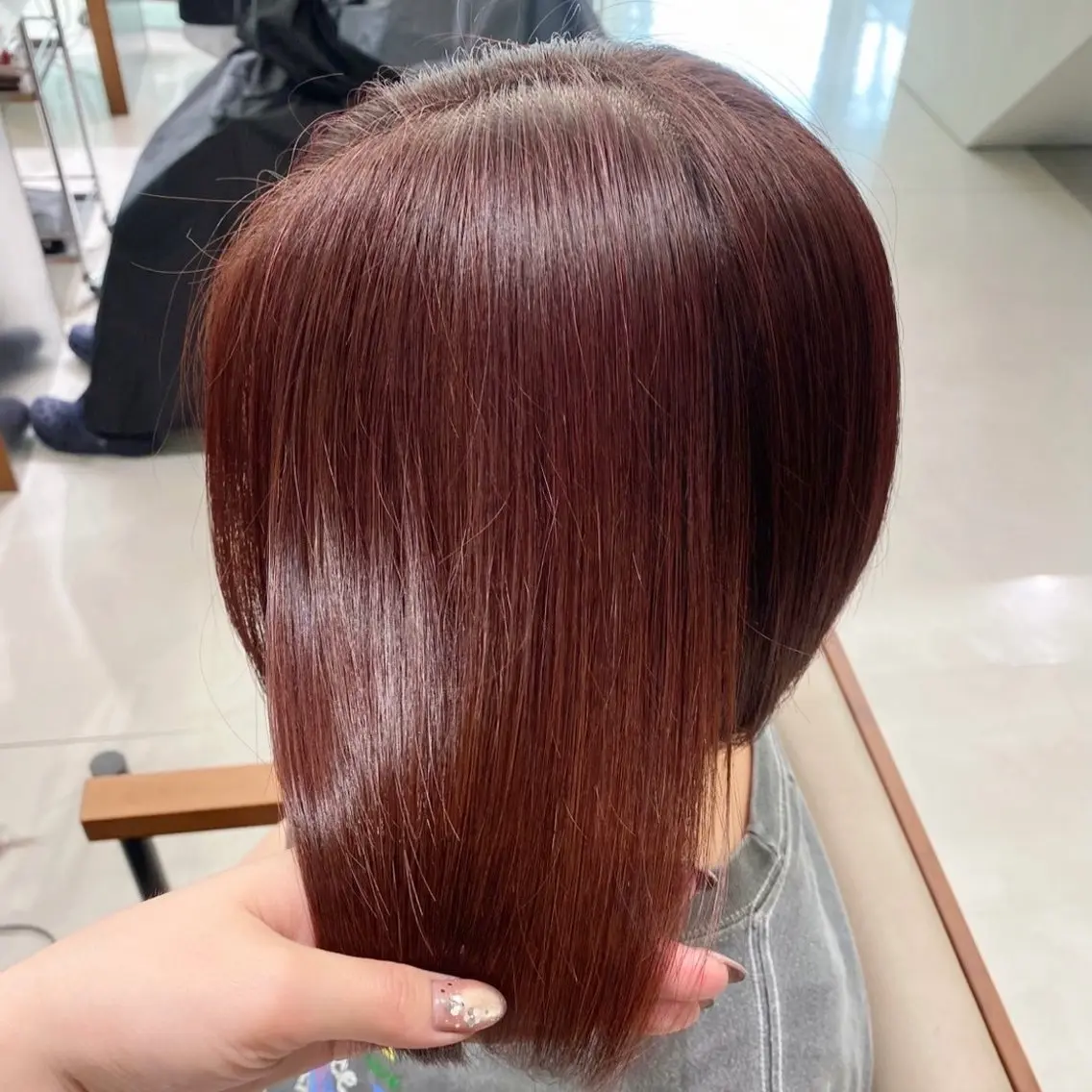 ミディアム カラー ヘアカラー トリートメント あやか🩰 カラーモデル/栄のヘアスタイル