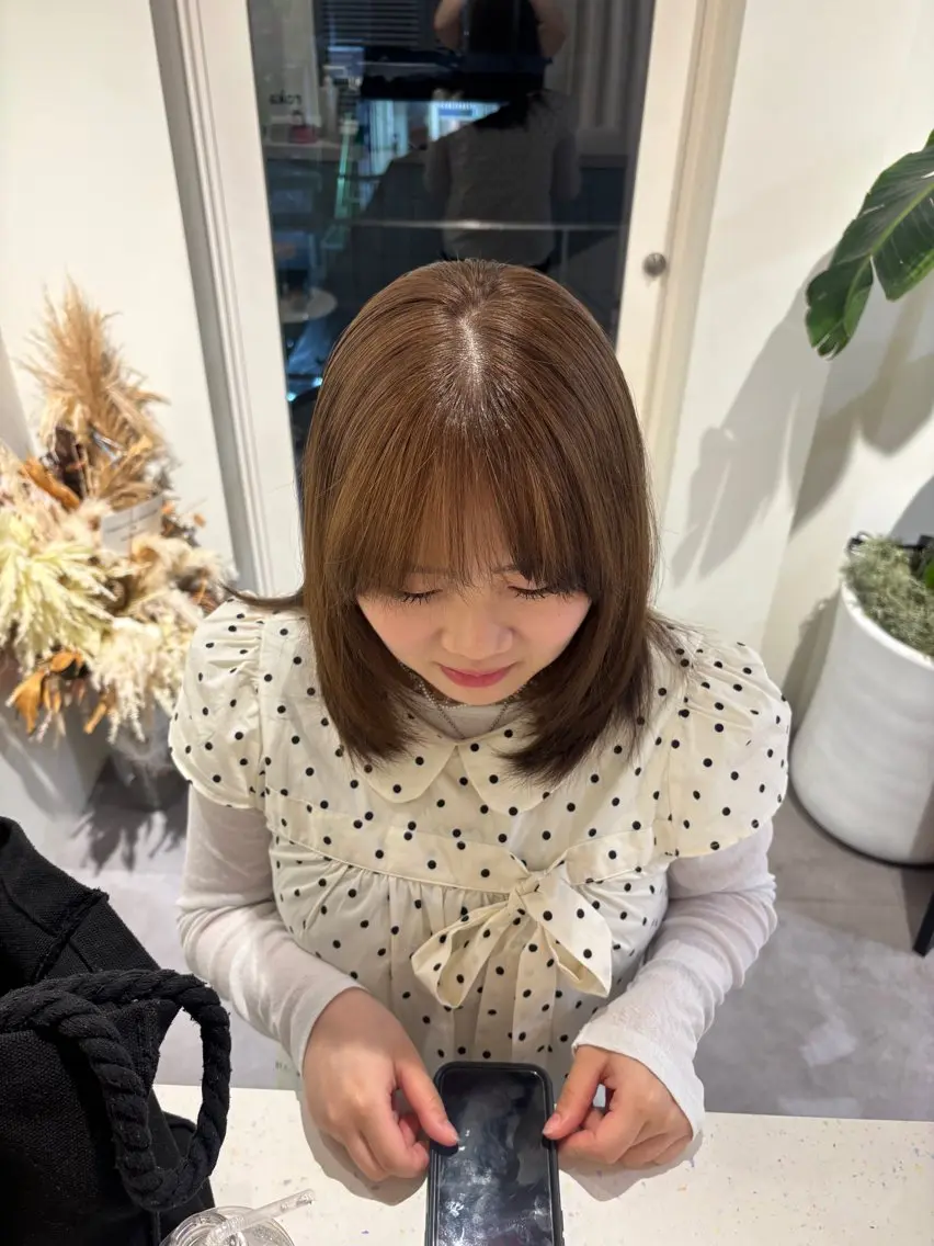 ミディアム ヘアカラー トリートメント roka ʜᴀʀᴜᴋᴀのヘアスタイル