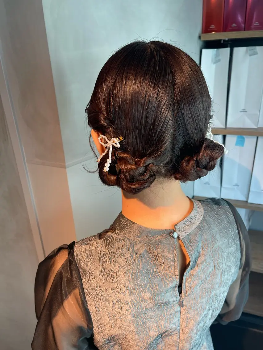 セミロング 卒業式のヘアスタイル 韓国風ヘア 浴衣 推し活アレンジ🎀艶 カラー🫧nanoのヘアスタイル