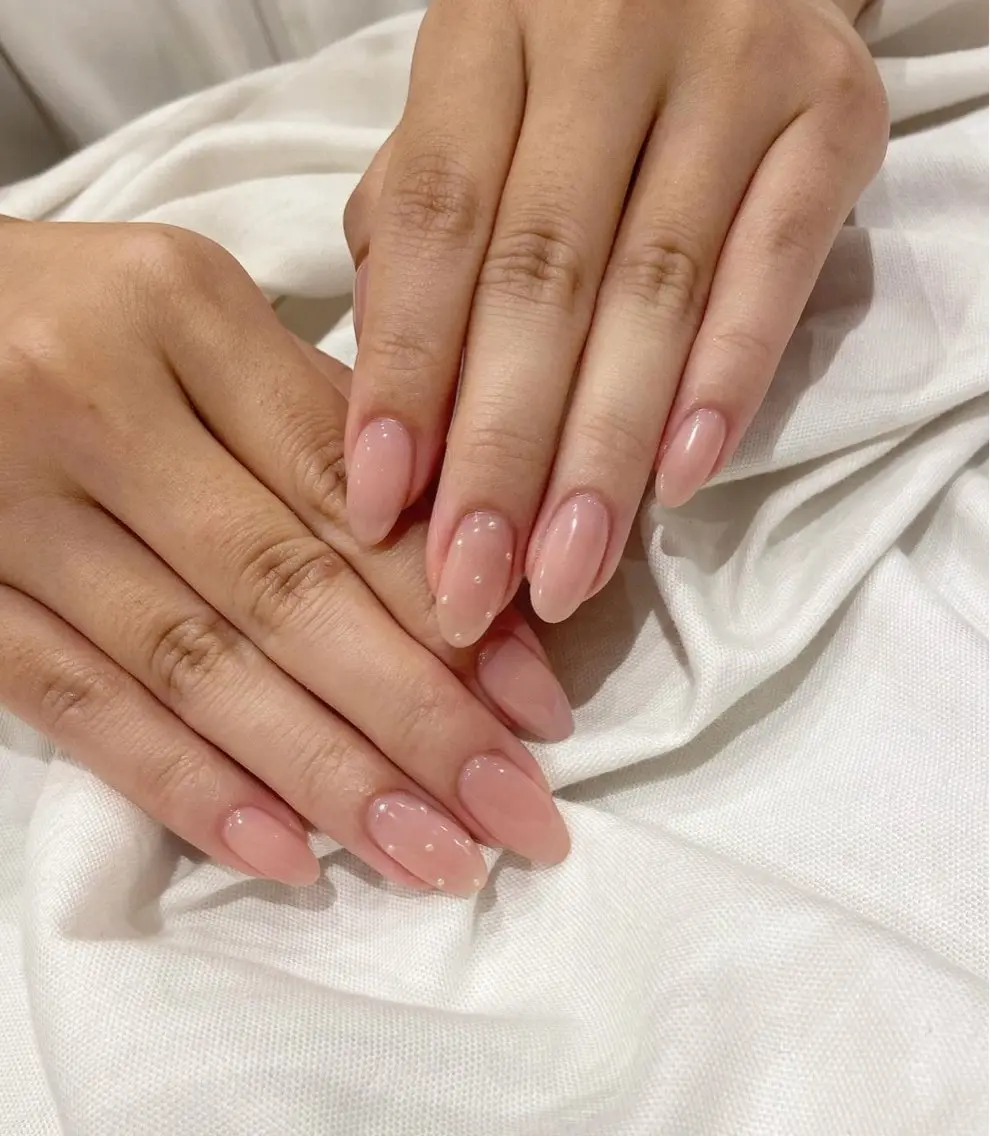ネイル H3 Nail シロのネイルデザイン