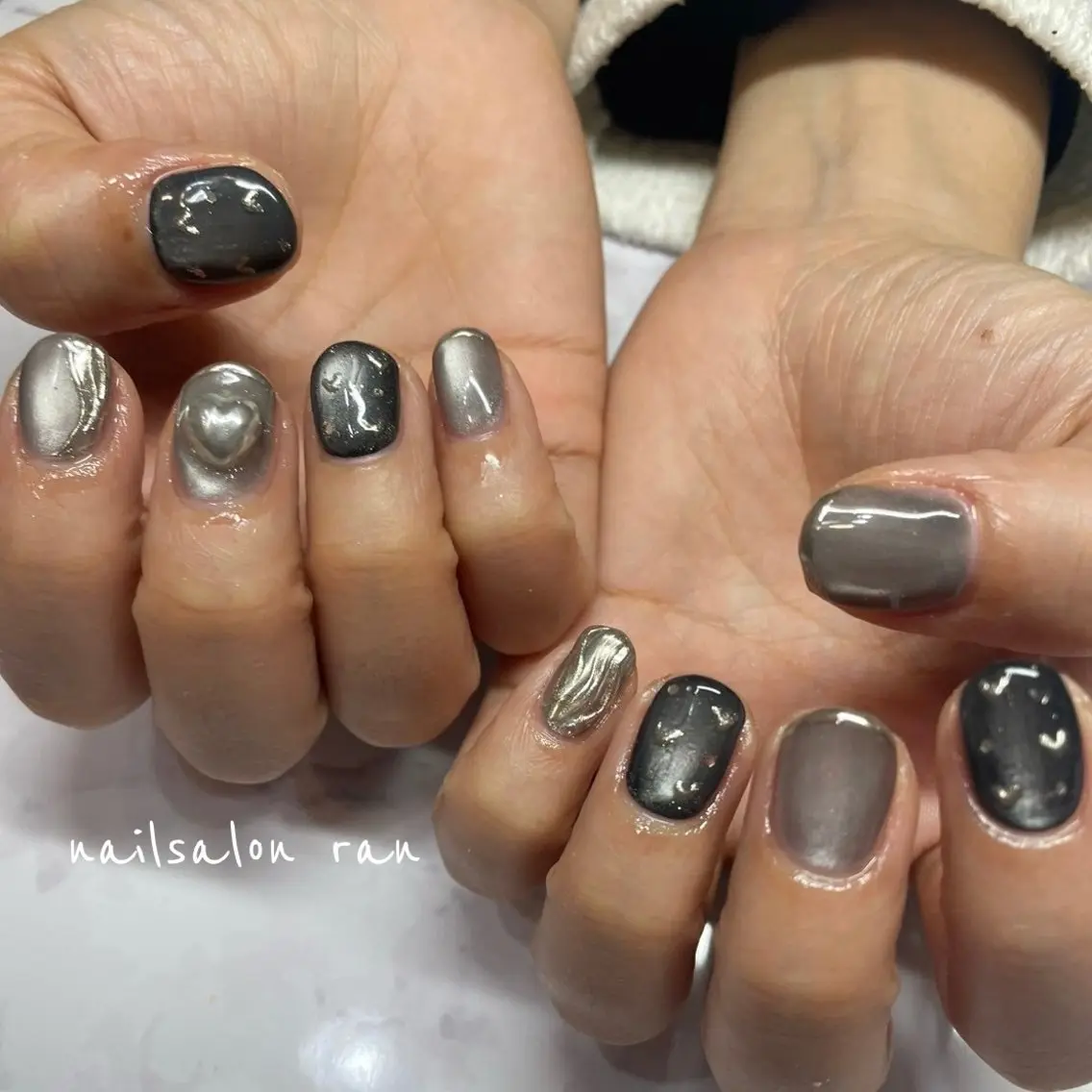 ネイル マグネットネイル ミラーネイル ハンドネイル ハンドケア nailsalon ranのネイルデザイン