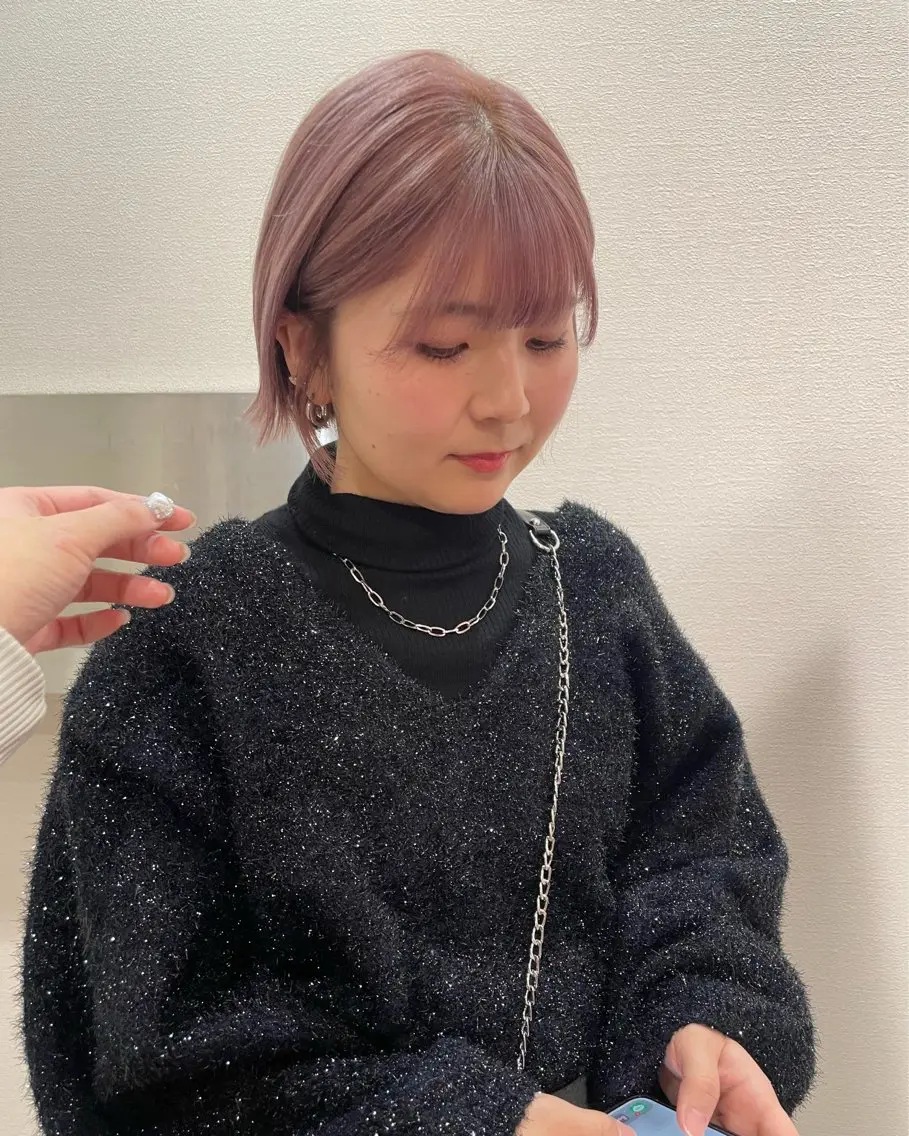 カラー ベージュ/透明感/ 桃子🎀のヘアスタイル