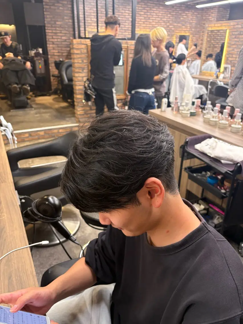 ショート カラー パーマ ヘアアレンジ メンズ キッズ アップバング センターパート メンズハイライト マッシュ メンズパーマ 🔥メンズ特化🔥/ 福田朝輝のヘアスタイル