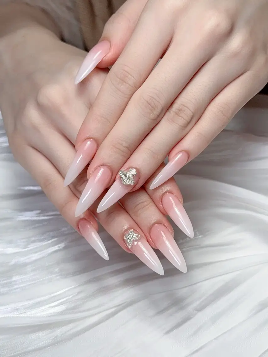 ネイル W·nail salonのネイルデザイン