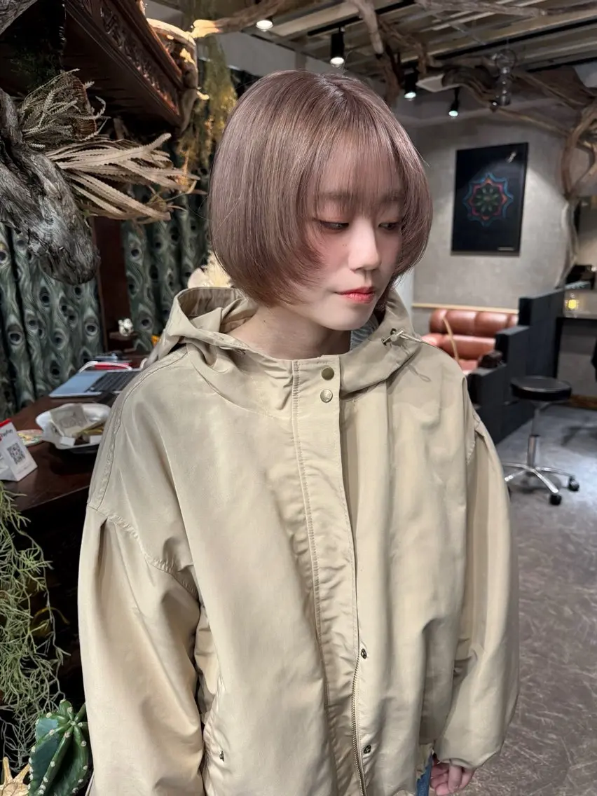 ミディアム カラー パーマ ヘアアレンジ メンズ メンズブリーチ メンズハイトーン アディクシーカラー ベージュカラー ブリーチ カット ヘアカラー 心斎橋美容室 Junのヘアスタイル
