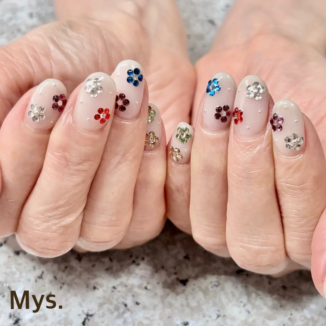 ネイル ハンドネイル Mys. 三上紗紀のネイルデザイン