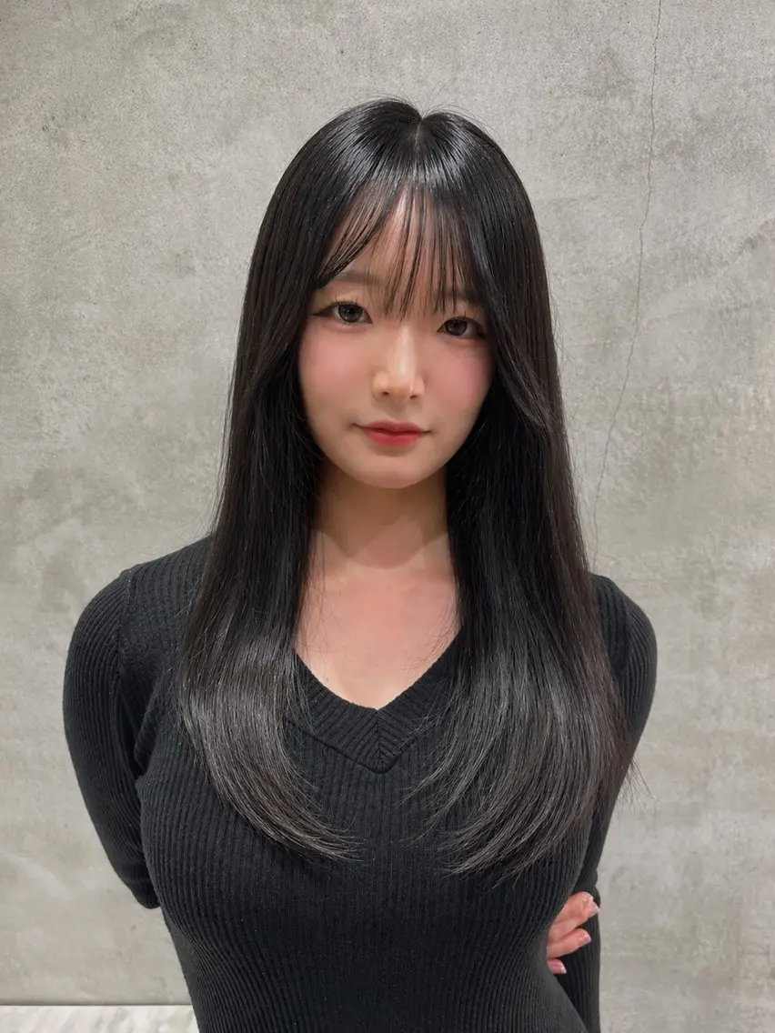 セミロング カラー 黒髪 ナチュラルブラック ヘアカラー トリートメント lond shige /重髙翔斗のヘアスタイル