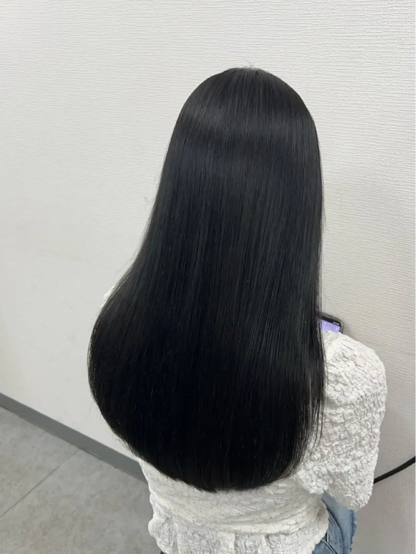 ロング カラー モテ髪ハイトーン🫧 serina🎀池袋のヘアスタイル