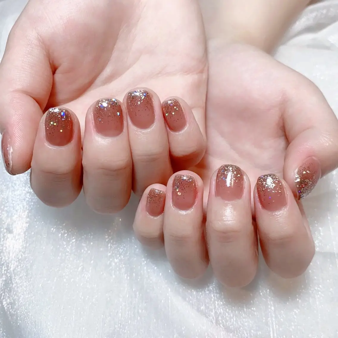 メンズ ネイル メンズ韓国風 アートネイル オーロラネイル ガーリー キラキラネイル Nail salon 木にいるのネイルデザイン