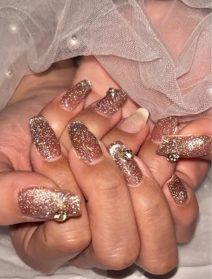 ネイル フラッシュネイル フラッシュマグ グリーン ワンカラーネイル ハンドネイル nail salon Cuoréのネイルデザイン