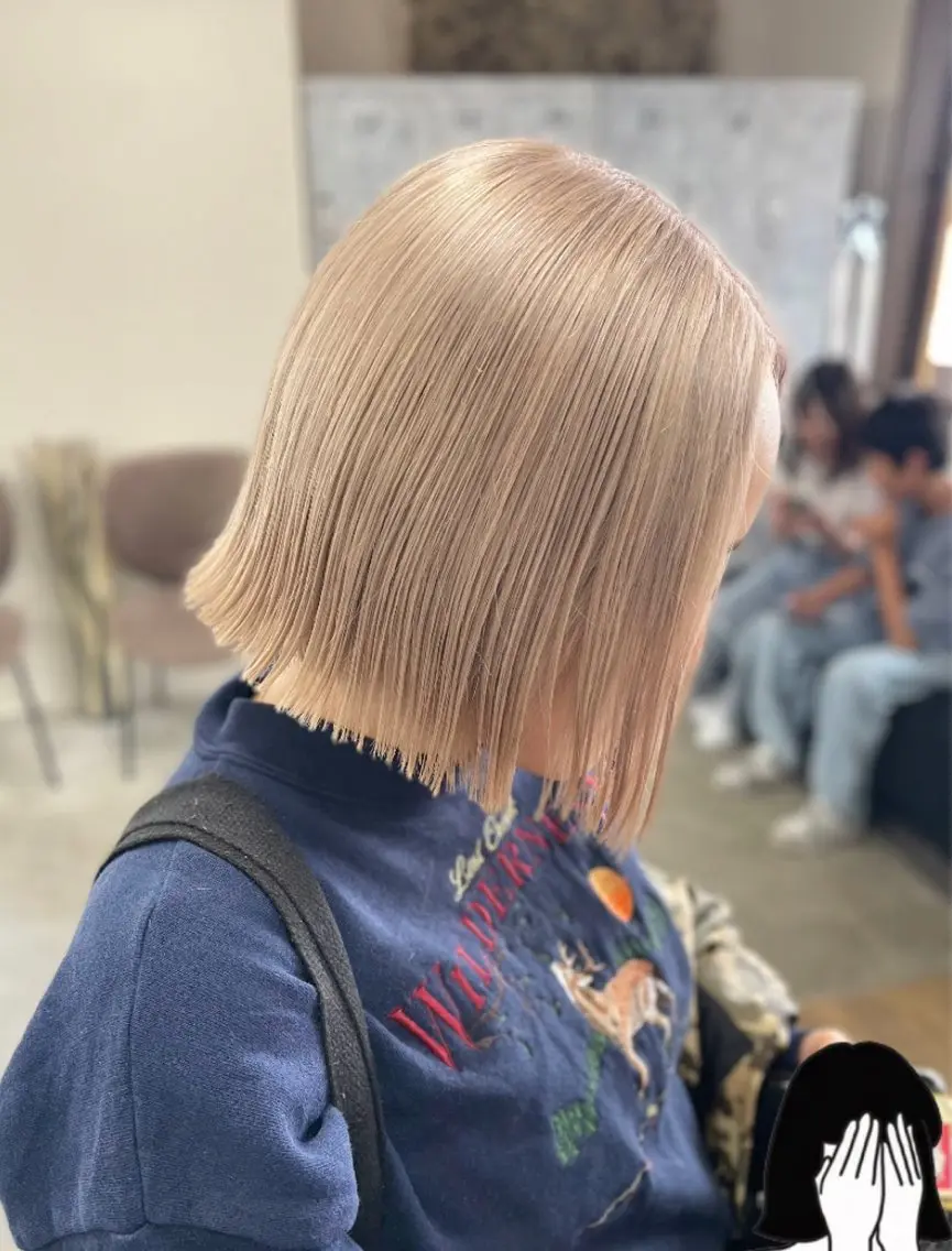 ショート カラー ブリーチ カット ヘアカラー nico麻生 加賀谷 すみれのヘアスタイル