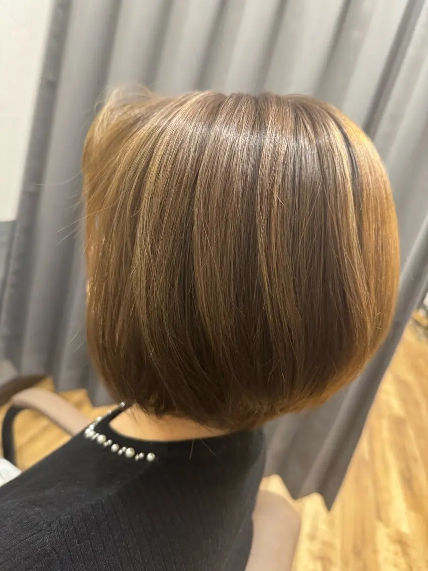 ミディアム カラー reeed konnoのヘアスタイル