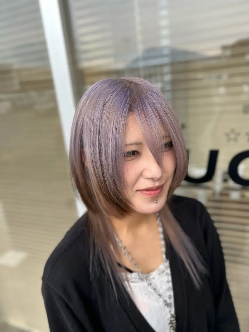 ミディアム カット ヘアカラー トリートメント SUGAR/ソウ みたけのヘアスタイル