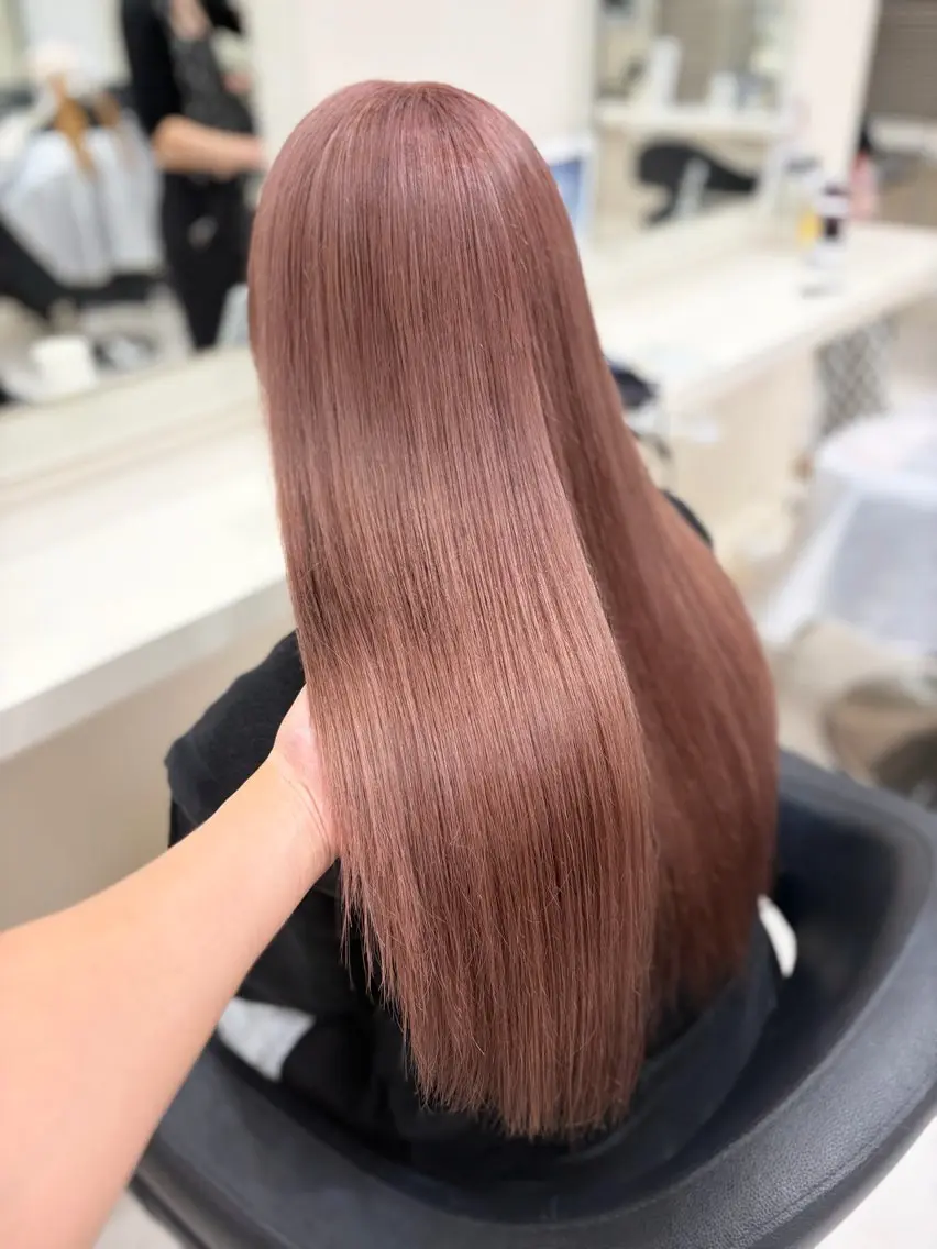 ロング カラー ベージュカラー ピンクカラー ピンクベージュ ヘアカラー レイヤー×大人可愛い ベージュHARUNAのヘアスタイル