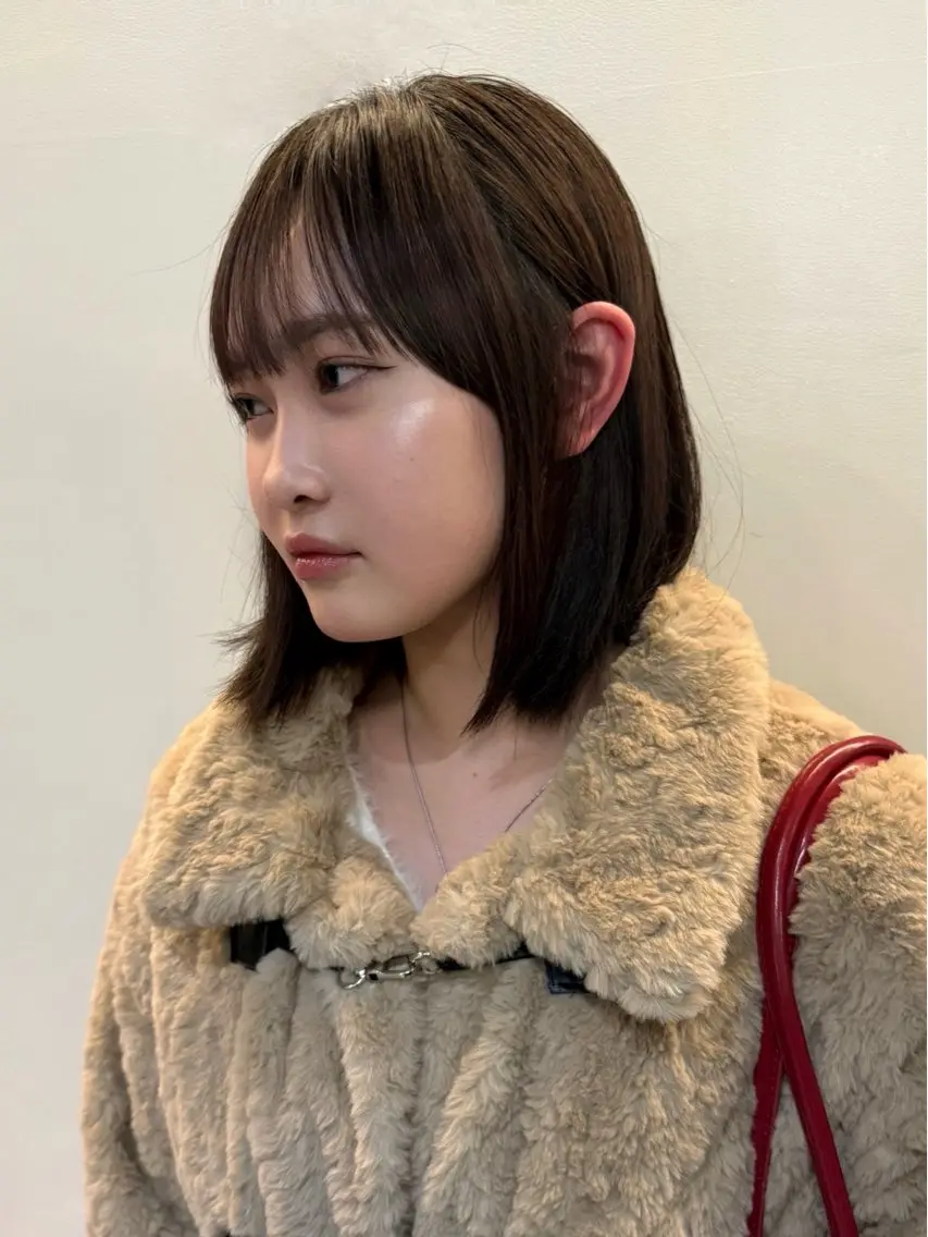 ミディアム ボブ 髪質改善 レイヤーカット レイヤーカット\ウル フ　chinatsuのヘアスタイル