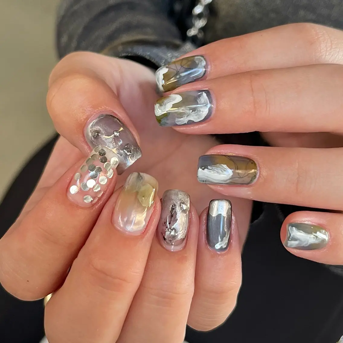 ネイル グリーン ハンドネイル vegh. nail/阿波座のネイルデザイン