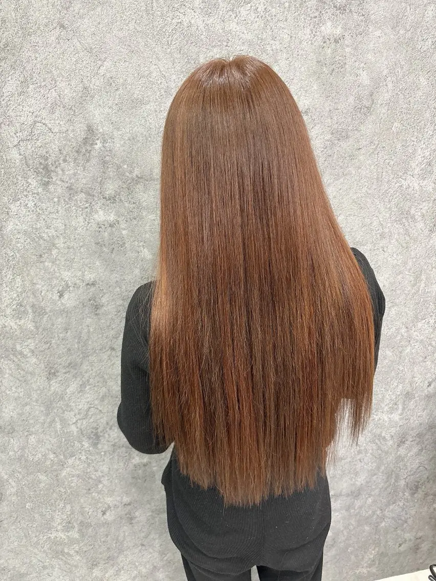 ロング カラー シールエクステ バレイヤージュ ベージュカラー ブリーチ ケアブリーチ ヘアカラー エクステ 外れにくいエク💚 EST梅田TAKIのヘアスタイル