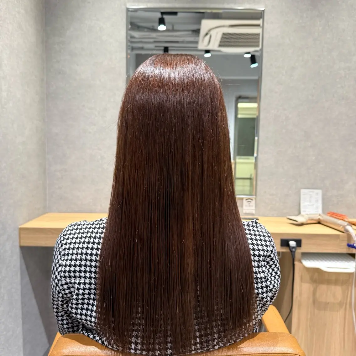 セミロング ヘアカラー YUZU 🤖💎のヘアスタイル